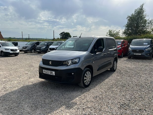 Peugeot Partner SWB L1H1 Low Roof Professional Premium Air Con Sensors EURO 6 NO VAT 2