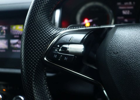 Skoda Kodiaq 1.5 TSI ACT SportLine SUV 5dr Petrol DSG Euro 6 (s/s) (7 Seat) (150 ps) 36