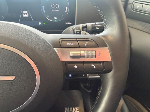 Hyundai TUCSON 1.6T Ultimate Auto Euro 6 (s/s) 5dr 29