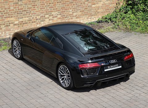 Audi R8 V10 Plus 10