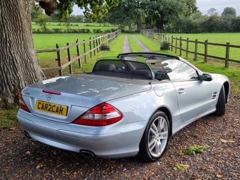 Mercedes-Benz SL Series SL350 16