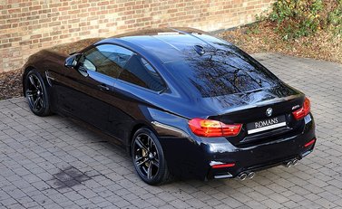 BMW M4 Coupe 10