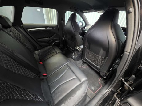 Audi S3 2.0 TFSI Black Edition Sportback 5dr Petrol S Tronic quattro Euro 6 (s/s) ( 16