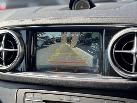 Mercedes-Benz SL Series 3.0 SL400 V6 Grand Edition Convertible 2dr Petrol G-Tronic+ Euro 6 (367ps) 28