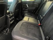 Land Rover Defender V8 70