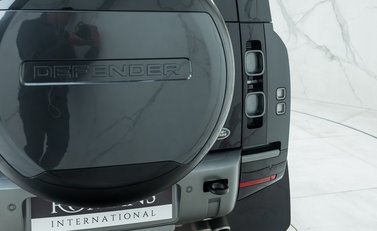 Land Rover Defender 110 V8 Carpathian Edition 29