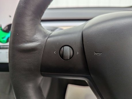 Tesla Model 3 Model 3 Long Range AWD 4WD 4dr 71