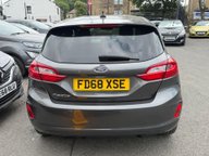 Ford Fiesta TITANIUM 7