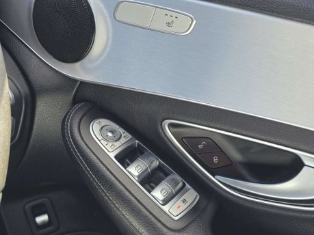 Mercedes-Benz C Class 2.0 C220d Sport Saloon 4dr Diesel G-Tronic+ Euro 6 (s/s) (194 ps) 32