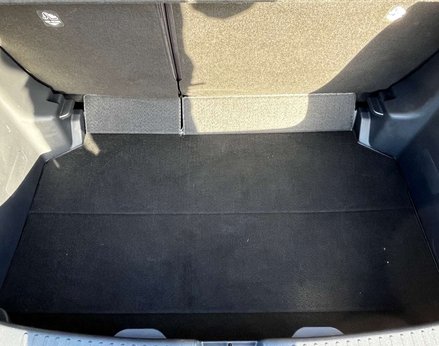 Toyota Yaris 1.5 Yaris Design HEV CVT 5dr 69