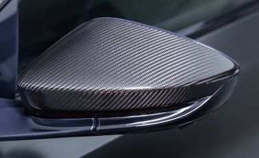 Aston Martin DBS Superleggera 38