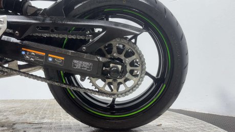 Kawasaki Z900 2017 ONLY 8K NEW MOT SUPER NAKED EXCELLENT CONDITION 900CC 37