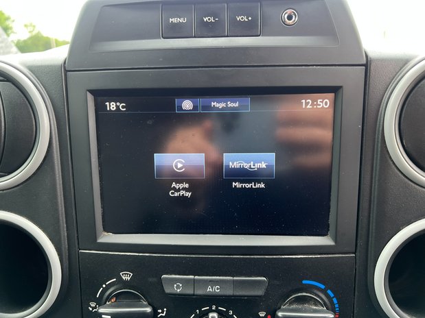 Peugeot Partner SWB L1H1 Low Roof Professional Air Con EURO 6 NO VAT 31