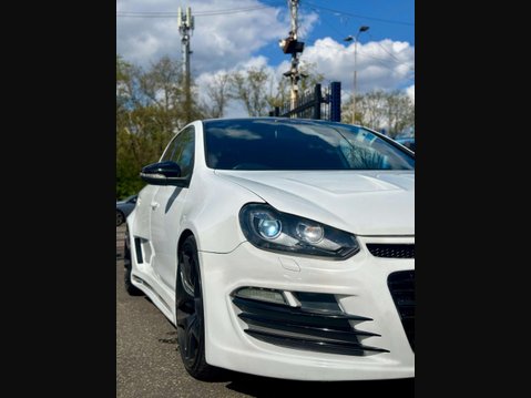 Volkswagen Golf 2.0 TSI R DSG 4Motion Euro 5 5dr 29