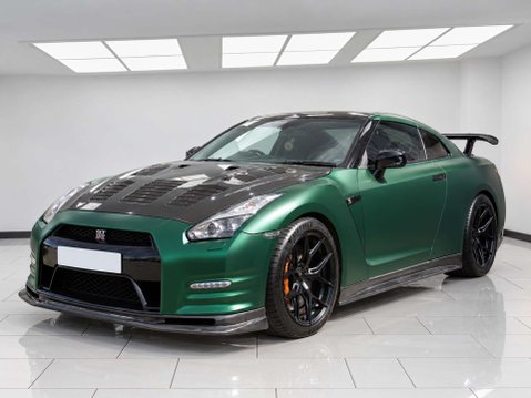 Nissan GT-R 3.8 GT-R V6 Semi-Auto 4WD 2dr 1