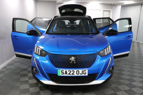 Peugeot e-2008 GT 7