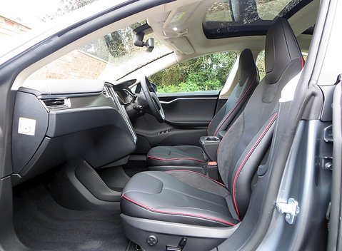 Tesla Model S P85 15