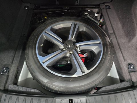 Jaguar F-Pace 3.0 D300 V6 S Auto AWD Euro 6 (s/s) 5dr 10