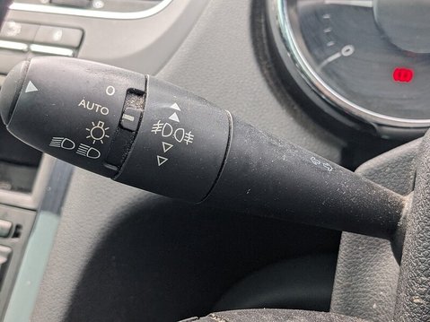 Peugeot 5008 BLUE HDI S/S ALLURE 26