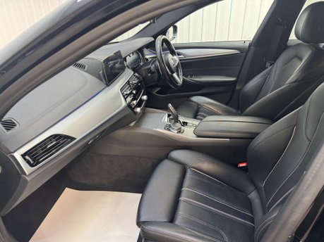 BMW 5 Series 2.0 520d xDrive M Sport Auto 4WD 4dr 54