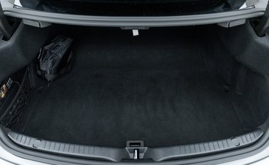 Mercedes-Benz C63 AMG S PREMIUM PLUS 30