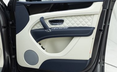 Bentley Bentayga Speed 23