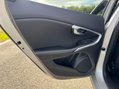 Volvo V40 2.0 D4 R-Design Lux Nav Auto Euro 6 (s/s) 5dr 41