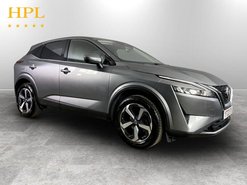Nissan Qashqai 1.3 DIG-T MHEV N-Connecta SUV 5dr Petrol Hybrid XTRON Euro 6 (s/s) (158 ps)