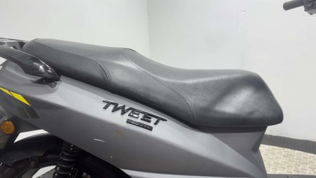 Peugeot Tweet GT 2022 9K RUNS GREAT EASY LIGHT PROJECT BIKE SCOOTER 125CC 12