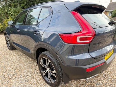 Volvo XC40 2.0 D3 Inscription Pro SUV 5dr Diesel Auto Euro 6 (s/s) (150 ps) 11