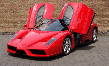 Ferrari Enzo 21