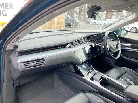 Audi E-Tron 50 Sport SUV 5dr Electric Auto quattro 71.2kWh (313 ps) Cruise Control - D 10
