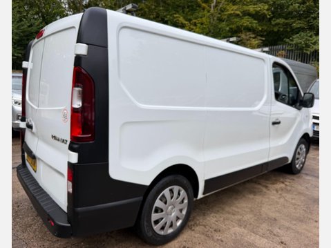 Renault Trafic 1.6 dCi ENERGY 27 Business Panel Van 5dr Diesel Manual SWB Standard Roof Eu 10