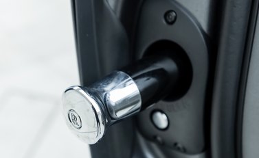 Rolls-Royce Cullinan Black Badge 32