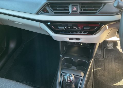 Suzuki Swift MOTION 24
