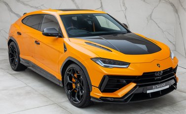 Lamborghini Urus Performante 8