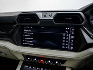 Lamborghini Urus 4.0 V8 BiTurbo 25.9kWh SE SUV 5dr Petrol Plug-in Hybrid Auto 4WD Euro 6 (80 42