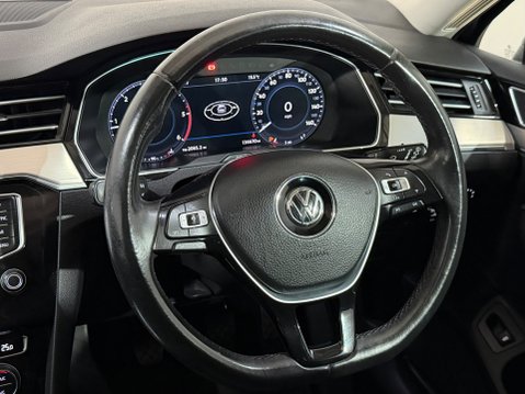 Volkswagen Passat GT TDI BLUEMOTION TECHNOLOGY 14