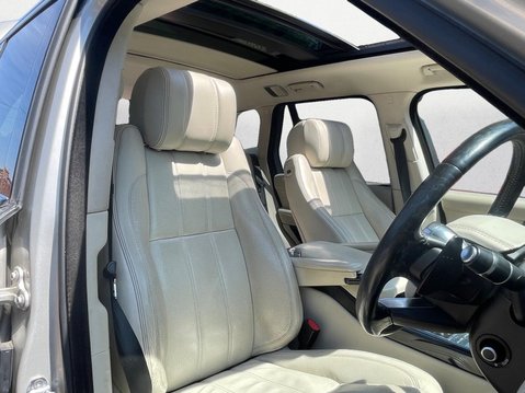 Land Rover Range Rover 4.4 SD V8 Vogue SE Auto 4WD Euro 5 5dr 11