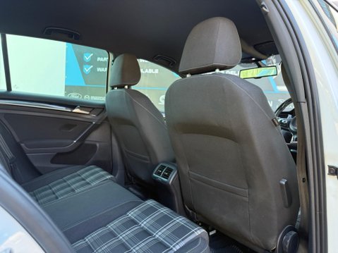 Volkswagen Golf 2.0 TDI BlueMotion Tech GTD DSG Euro 6 (s/s) 5dr 50