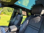 Land Rover Range Rover Evoque R-DYNAMIC SE 9