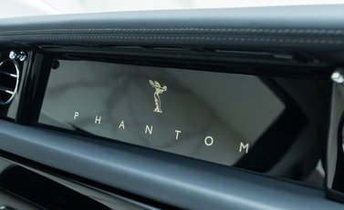 Rolls-Royce Phantom Series II 29