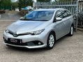 Toyota Auris VVT-I ICON TOURING SPORTS TSS 3