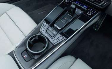 Porsche 911 Turbo S Cabriolet (992) 25