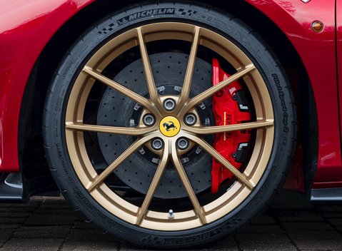 Ferrari 488 Pista 10
