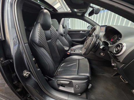 Audi RS3 2.5 TFSI Sportback 5dr Petrol S Tronic quattro Euro 6 (s/s) (367 ps) 3