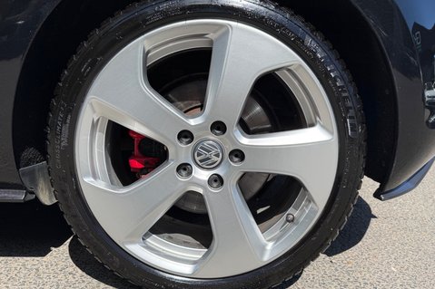 Volkswagen Golf GTI LAUNCH DSG - APPLE CAR PLAY - 2 OWNERS - 9 SERVICES RECORDED 49