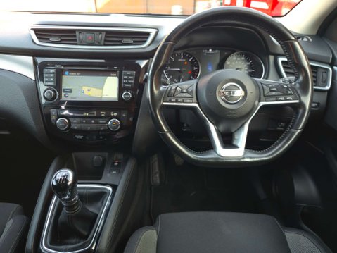 Nissan Qashqai 1.5 Qashqai N-Connecta dCi 5dr 28