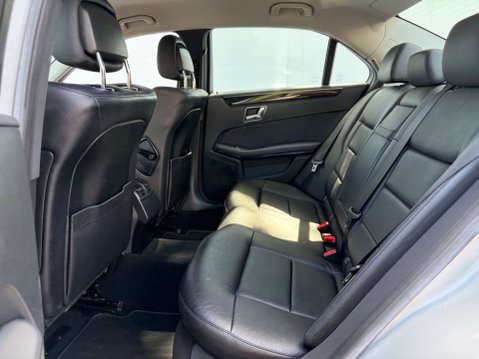 Mercedes-Benz E Class 2.1 E220 BlueEfficiency AvantGarde CDi Auto 4dr 53