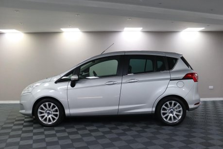 Ford B-Max TITANIUM X NAVIGATOR 18